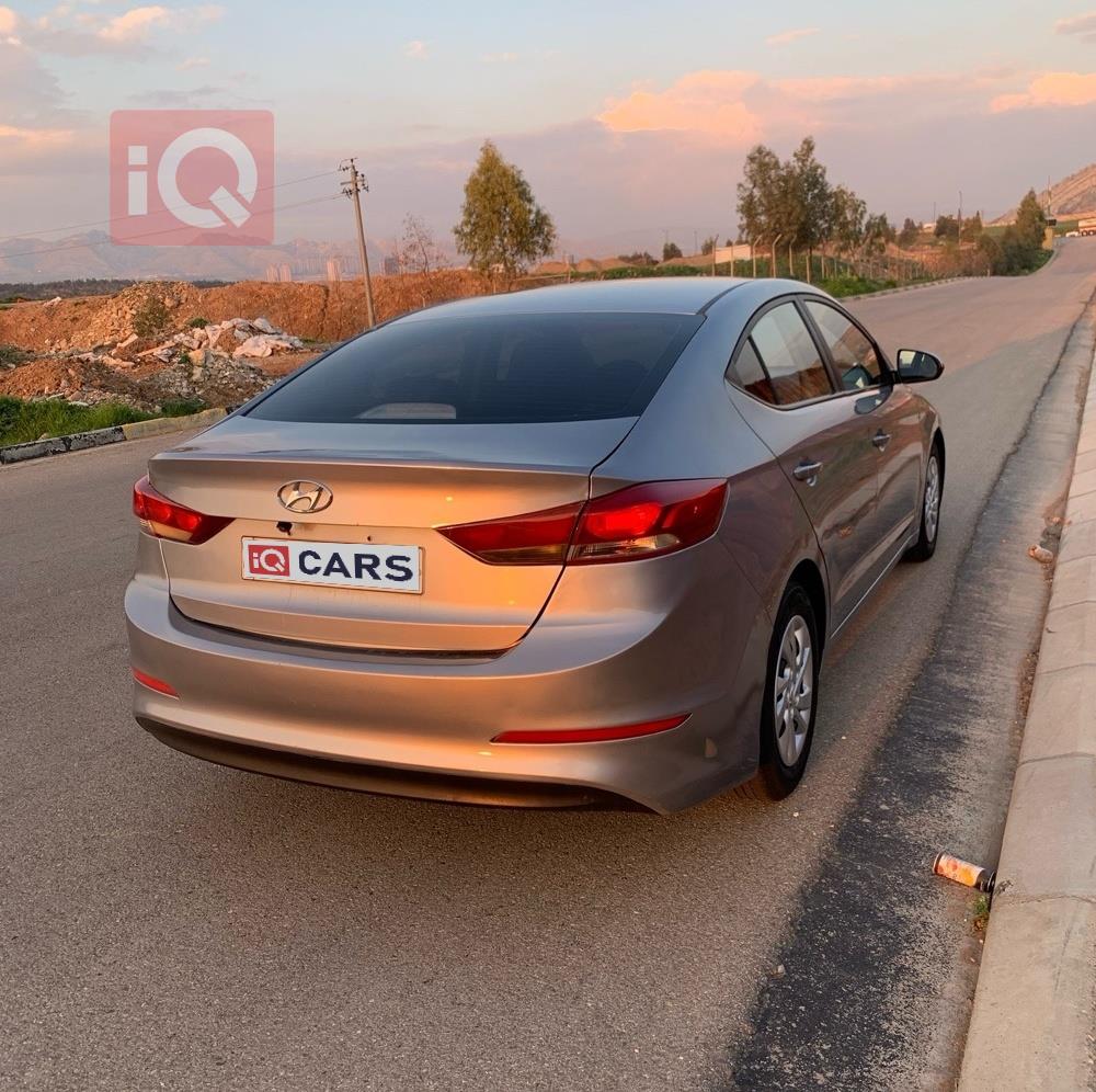 هيونداي النترا